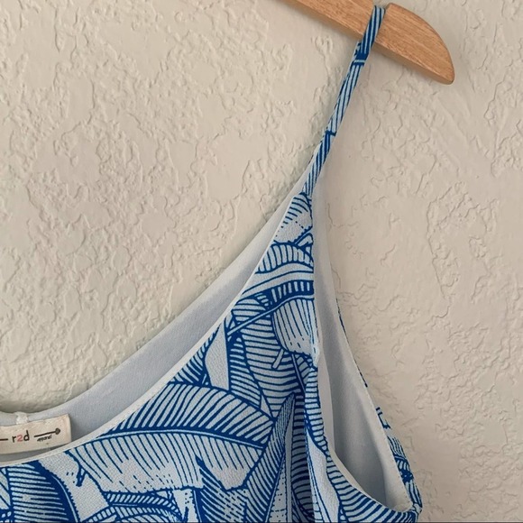 R2D Blue And White Layered Camisole Size Small - Picture 5 of 6